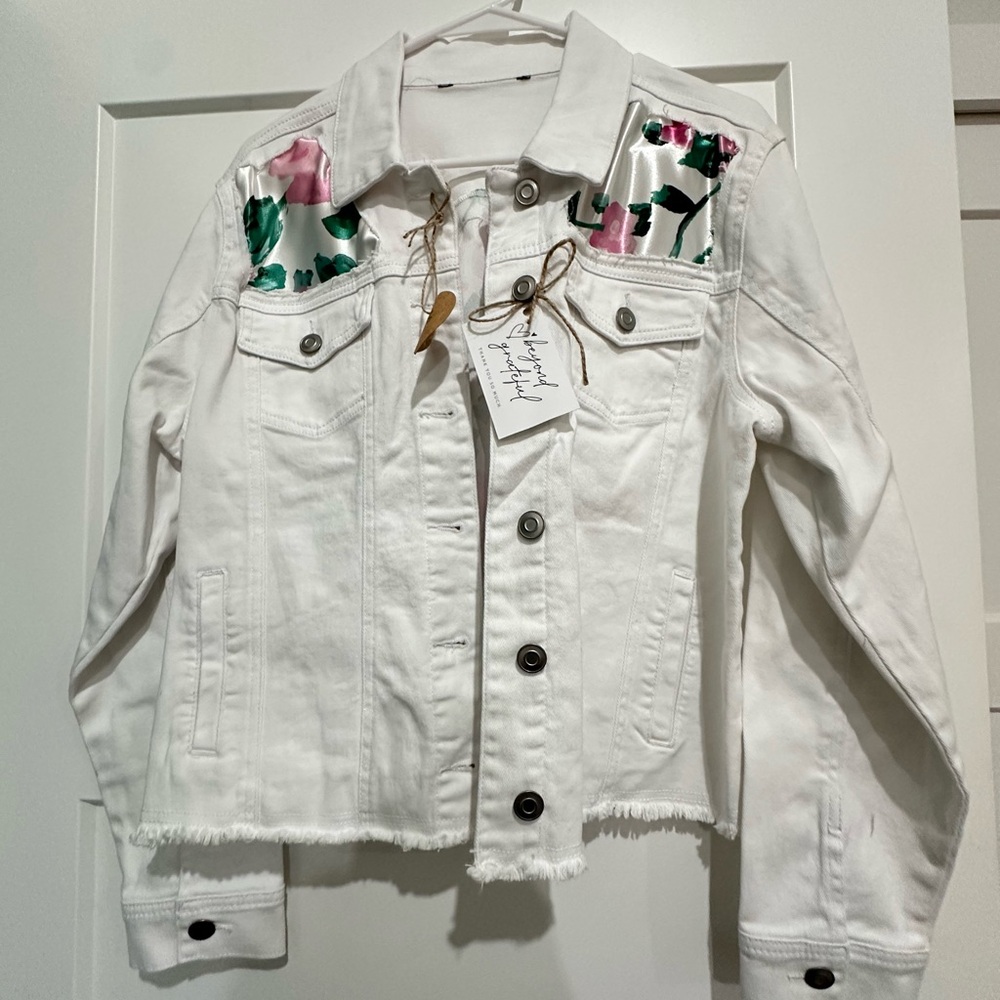 White Floral Women's Jacket